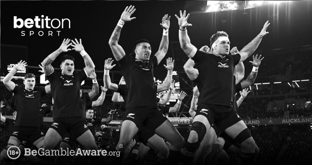 the new zealand rugby team, the all blacks, performing their famous haka